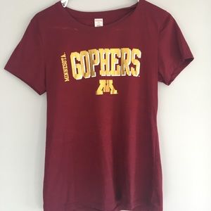 Women’s gopher shirt